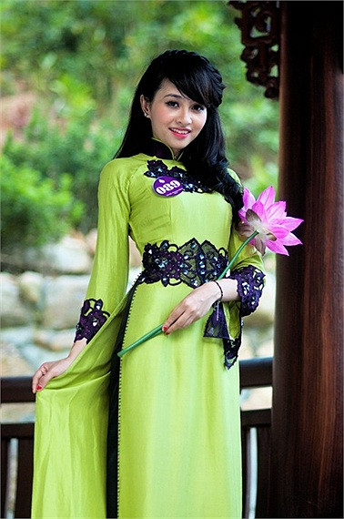 Thiếu nữ Phương Đông dịu dàng mà quyến rũ. >>Những nữ sinh diện áo dài đẹp hơn vẻ xuân thì của Mai Phương Thúy (P26) >>Những nữ sinh diện áo dài đẹp hơn vẻ xuân thì của Mai Phương Thúy (P25) >>Midu đẹp tinh khôi giữa phố Sài Gòn >>Nữ sinh HV Báo chí và Tuyên truyền khoe nét thanh tân, quyến rũ