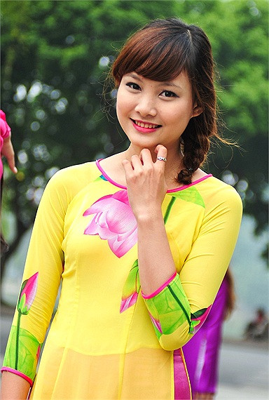 Khoe nét duyên thầm của thiếu nữ Việt. >>Những nữ sinh diện áo dài đẹp hơn vẻ xuân thì của Mai Phương Thúy (P25) >>Midu đẹp tinh khôi giữa phố Sài Gòn >>Nữ sinh HV Báo chí và Tuyên truyền khoe nét thanh tân, quyến rũ Khoe nét duyên thầm của thiếu nữ Việt. >>Những nữ sinh diện áo dài đẹp hơn vẻ xuân thì của Mai Phương Thúy (P25) >>Midu đẹp tinh khôi giữa phố Sài Gòn >>Nữ sinh HV Báo chí và Tuyên truyền khoe nét thanh tân, quyến rũ