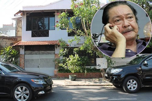 Xem thêm: Ảnh: Người xa lạ 'nườm nượp' đến nhà chia sẻ với NSƯT Chánh Tín Xem thêm: Ảnh: Người xa lạ 'nườm nượp' đến nhà chia sẻ với NSƯT Chánh Tín