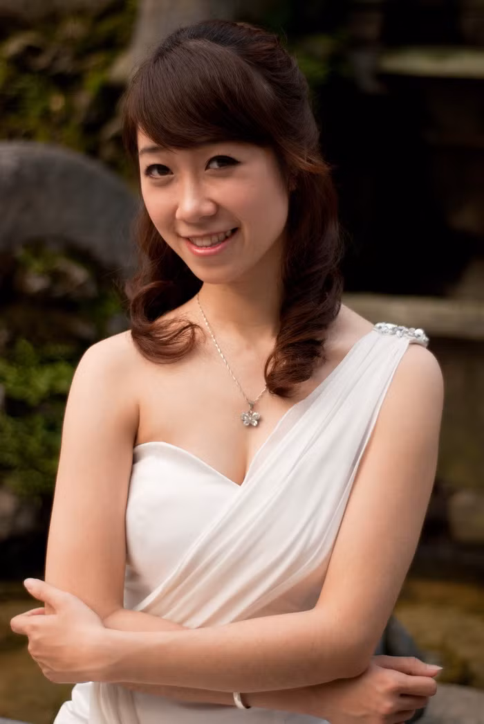 Nguyễn Thị Phương Thanh hiện là sinh viên năm thứ 4, lớp Truyền hình K28, Học viện Báo chí Tuyên truyền. Không chỉ sở hữu nụ cười tươi tắn, duyên dáng, “siêu nhân” Phương Thanh còn đa tài khiến bạn bè ngưỡng mộ.