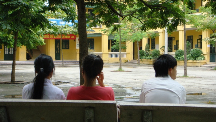 Ngồi lại trường để không xảy ra sự cố gì buổi thi chiều. Xem đáp án ĐH Khối A, môn Vật lí - Xem đáp án ĐH Khối A, môn Toán - Xem đáp án DH Khối A, môn Hóa - Xem đáp án môn Ngoại ngữ Khối A1 Ngồi lại trường để không xảy ra sự cố gì buổi thi chiều. Xem đáp án ĐH Khối A, môn Vật lí - Xem đáp án ĐH Khối A, môn Toán - Xem đáp án DH Khối A, môn Hóa - Xem đáp án môn Ngoại ngữ Khối A1