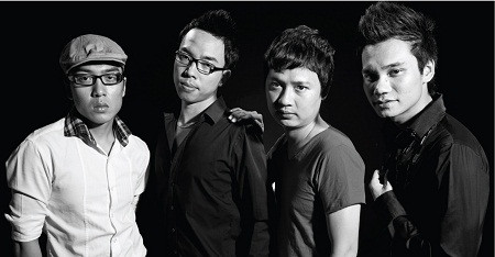 Từ trái sang: Nguyễn Hoàng Duy, Nguyễn Hồng Thuận, Nguyễn Hải Phong và Nguyễn Khắc Việt Từ trái sang: Nguyễn Hoàng Duy, Nguyễn Hồng Thuận, Nguyễn Hải Phong và Nguyễn Khắc Việt