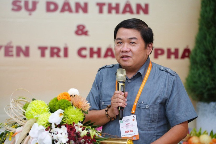 Tiến sĩ Dương Hoàng Lộc – Giám đốc Trung tâm Nghiên cứu Tôn giáo – Đạo đức, Trưởng Bộ môn Nhân học Tôn giáo, khoa Nhân học, Trường Đại học Khoa học Xã hội và Nhân văn, Đại học Quốc gia Thành phố Hồ Chí Minh. Ảnh: website nhà trường lVj_Pj5uxRvDxPrVtXB0aHvZ.jpg