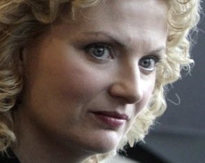 Giáo viên người Mỹ bị sa thải vì "đi chơi" với học trò.