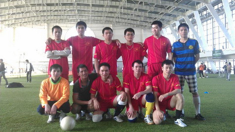 Kết quả chung cuộc, đội ITMO đã dành chiến thắng với tỉ số 2 -1. Những trận đấu tiếp theo trong khuôn khổ mùa giải sẽ diễn ra vào các chủ nhật tuần kế tiếp (ảnh chụp Đội cơ khí chính xác ITMO) Kết quả chung cuộc, đội ITMO đã dành chiến thắng với tỉ số 2 -1. Những trận đấu tiếp theo trong khuôn khổ mùa giải sẽ diễn ra vào các chủ nhật tuần kế tiếp (ảnh chụp Đội cơ khí chính xác ITMO)