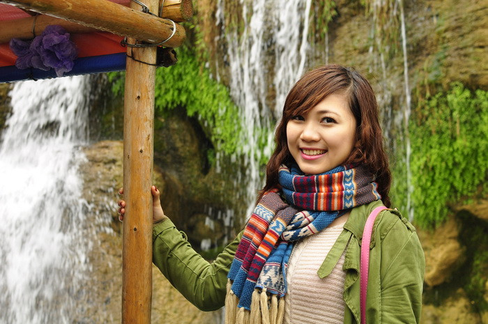 “Ban đầu mẹ mình có phản đối, nhưng cuối cùng mẹ đã bị thuyết phục khi mình nói rằng đã đăng ký đi và đi để trải nghiệm, để trưởng thành hơn”, Ngọc Trâm kể lại. “Ban đầu mẹ mình có phản đối, nhưng cuối cùng mẹ đã bị thuyết phục khi mình nói rằng đã đăng ký đi và đi để trải nghiệm, để trưởng thành hơn”, Ngọc Trâm kể lại.