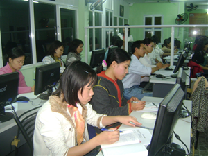 Mặc dù hiếm khi có cơ hội rèn luyện nghề, nhưng đa số sinh viên kế toán không coi trọng kỳ thực tập quan trọng của mình (ảnh Internet).