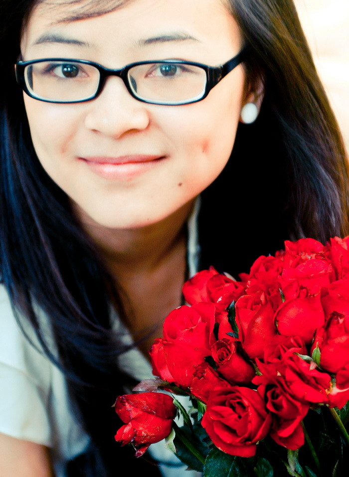 Bạch Nguyễn Hoài Anh, hiện đang là sinh viên năm thứ 4, khoa Kinh tế Đối ngoại, trường ĐH Ngoại thương Hà Nội. Bạch Nguyễn Hoài Anh, hiện đang là sinh viên năm thứ 4, khoa Kinh tế Đối ngoại, trường ĐH Ngoại thương Hà Nội.