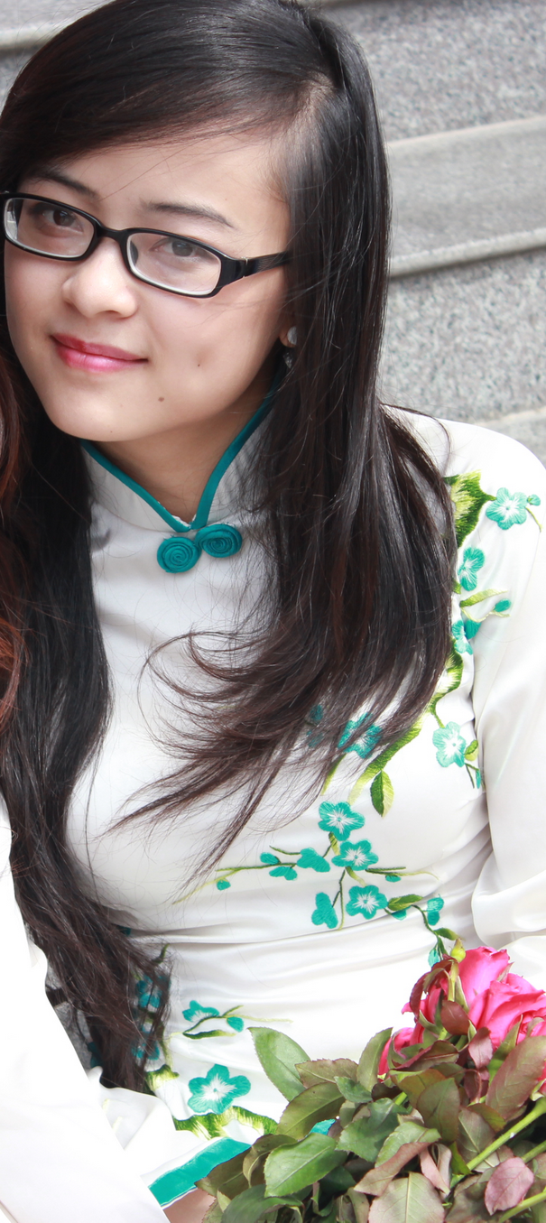 Lên đại học, Hoài Anh có thành tích học tập đáng nể: 3 – 4 kỳ nhận học bổng của trường. Hiện tại, với khả năng nói tiếng Anh của mình, Hoài Anh đang làm thêm tại trung tâm California Fitness & Yoga Center. Lên đại học, Hoài Anh có thành tích học tập đáng nể: 3 – 4 kỳ nhận học bổng của trường. Hiện tại, với khả năng nói tiếng Anh của mình, Hoài Anh đang làm thêm tại trung tâm California Fitness & Yoga Center.