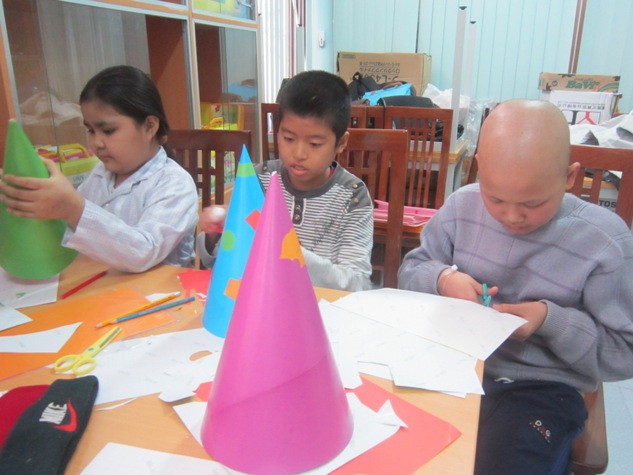 Không khí Noel làm quên đi nỗi đau ở Lớp học Hy vọng ảnh 1 Không khí Noel làm quên đi nỗi đau ở Lớp học Hy vọng ảnh 1