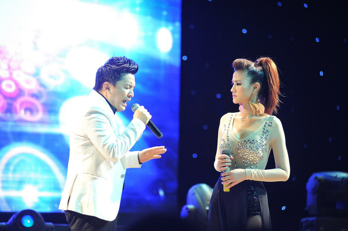 Lần đầu tiên, Lam Trường song ca cùng người đẹp Maya.