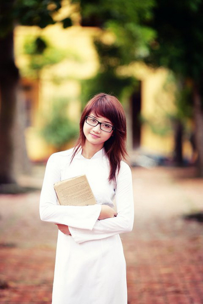 Ba năm học ở trường, Hà thấy học kiến trúc rất vất vả đặc biệt là với con gái vì thường phải làm đồ án các môn chuyên ngành, thức khuya làm đồ án là chuyện bình thường. Ba năm học ở trường, Hà thấy học kiến trúc rất vất vả đặc biệt là với con gái vì thường phải làm đồ án các môn chuyên ngành, thức khuya làm đồ án là chuyện bình thường.