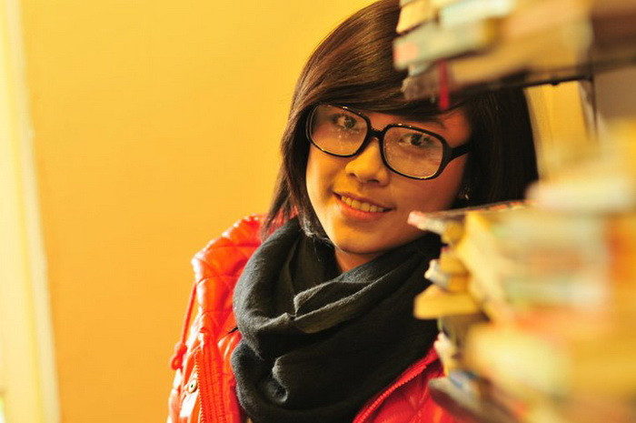 Vân Trang bật mí rằng con trai Xây dựng có trách nhiệm và rất nam tính, còn con gái thì cá tính và rất hiền. Tình cờ khi người yêu của Vân Trang cũng là chàng trai Xây dựng. “Mình cũng không phải chọn gì, nhưng duyên nó đến thì chấp nhận thôi”, Vân Trang dí dỏm cho biết.