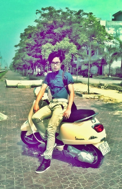 Bin Pari là nick name của chàng trai đam mê lịch sử khi trở thành người mẫu tuổi teen. Bin Pari là nick name của chàng trai đam mê lịch sử khi trở thành người mẫu tuổi teen.