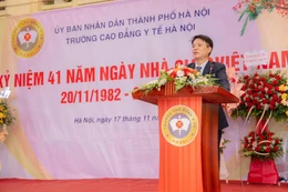 Đến nay, thầy Tân đã gắn bó gần 25 năm với mái trường và đã có nhiều đóng góp cho sự phát triển của trường. Ảnh: NVCC