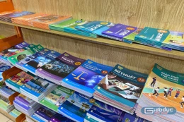 Thận trọng với quảng cáo SGK “giá rẻ, hàng chuẩn” trên các shop online 