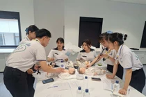 Đối với khối ngành sức khỏe, việc cho phép trường đại học đào tạo trình độ cao đẳng là tất yếu