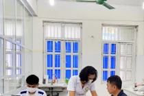 Hoạt động khám, chữa bệnh tại Phòng khám Đa khoa Trường Cao đẳng Y tế Hà Tĩnh. Ảnh: Website Nhà trường.