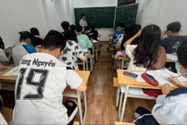 Đề xuất có kênh phản ánh trực tuyến, công khai vi phạm dạy thêm: "Người trong cuộc" đồng tình