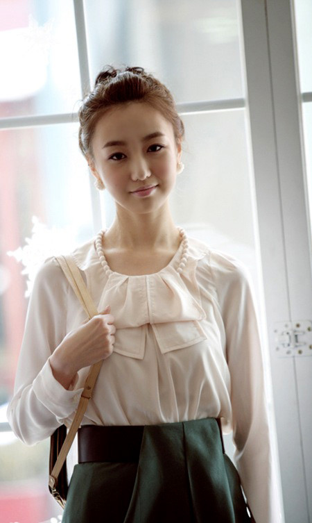 Tư vấn thời trang: Người dài, chân ngắn mặc gì cho đẹp?, Thời trang, TƯ VẤN THỜI TRANG, BÍ QUYẾT MẶC ĐẸP, NHÀ THIẾT KẾ, TIẾN LỢI, SHORT, CHÂN NGẮN