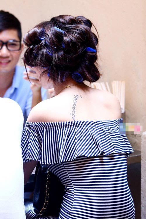 Những hình xăm khiến người mẫu 9x bị loại khỏi cuộc thi Hoa hậu Đại Dương