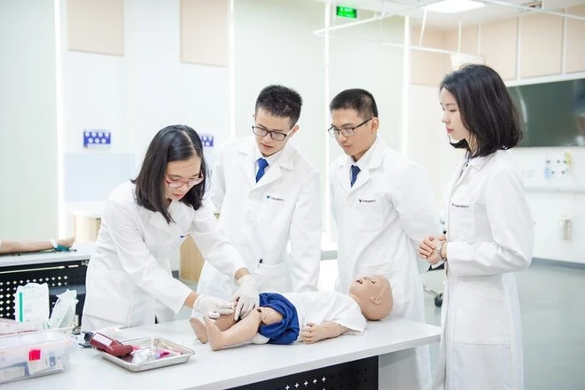 Đào tạo sau đại học ngành Y: Rõ ràng ranh giới giữa học thuật và đào tạo chuyên sâu