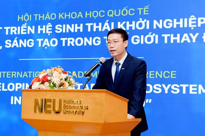 Phó Giáo sư, Tiến sĩ Bùi Đức Thọ được bổ nhiệm làm Giám đốc Đại học Kinh tế Quốc dân