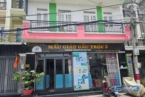 Bé 18 tháng gãy tay, phụ huynh cáo buộc cơ sở GD, chủ lớp mẫu giáo Gấu Trúc 2 nói gì?