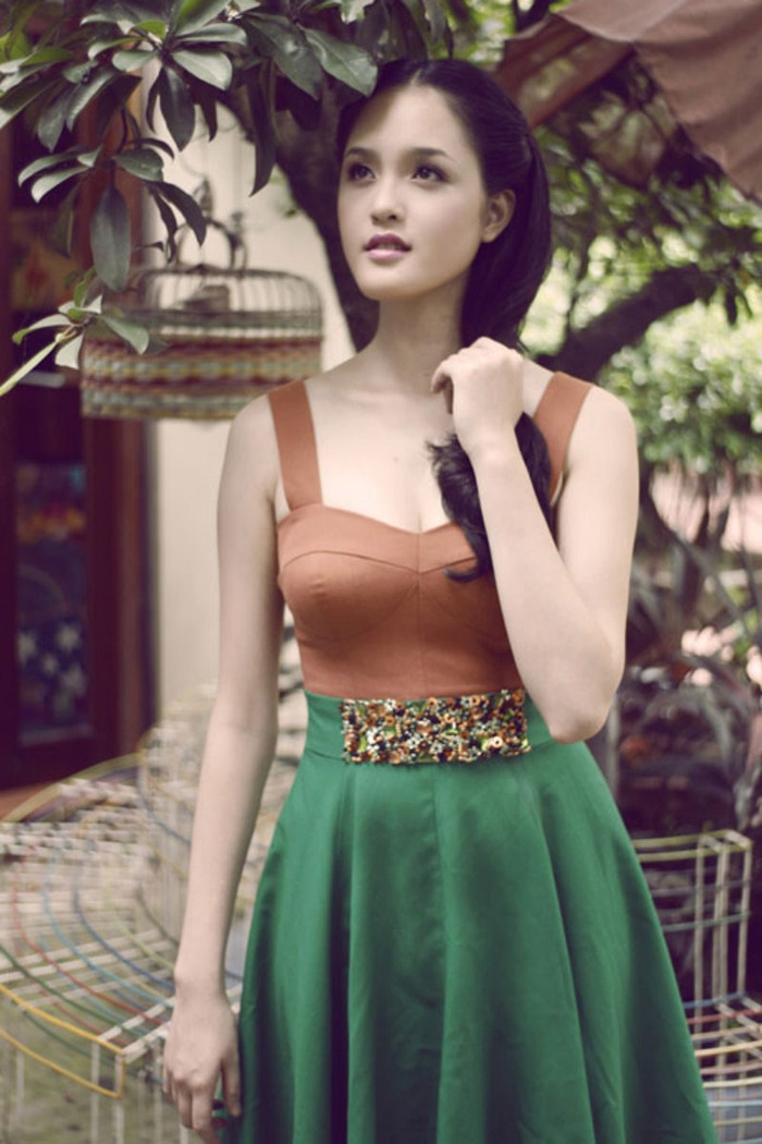 Hoàng Anh có một gương mặt khả ái và nụ cười tươi sáng vô cùng cuốn hút. >>Những nữ sinh đẹp hơn cả búp bê Babie >>PHÁT SỐT VÌ NỮ THẠC SĨ ĐẸP NHẤT TRUNG QUỐC AI ĐẸP HƠN HOTGIRL KIM PHƯỢNG? >>Những nữ sinh diện áo dài đẹp hơn vẻ đẹp xuân thì của Mai Phương Thúy (P36) <<HOTGIRL HỌC V IỆN BÁO CHÍ ĐẸP RẠNG NGỜI TRONG SẮC THU >>Phát sốt vì nữ sinh Trung Quốc đẹp như siêu mẫu >>KINH DỊ LỄ HỘI HÓA TRANG CỦA SINH VIÊN Hoàng Anh có một gương mặt khả ái và nụ cười tươi sáng vô cùng cuốn hút. >>Những nữ sinh đẹp hơn cả búp bê Babie >>PHÁT SỐT VÌ NỮ THẠC SĨ ĐẸP NHẤT TRUNG QUỐC AI ĐẸP HƠN HOTGIRL KIM PHƯỢNG? >>Những nữ sinh diện áo dài đẹp hơn vẻ đẹp xuân thì của Mai Phương Thúy (P36) <<HOTGIRL HỌC V IỆN BÁO CHÍ ĐẸP RẠNG NGỜI TRONG SẮC THU >>Phát sốt vì nữ sinh Trung Quốc đẹp như siêu mẫu >>KINH DỊ LỄ HỘI HÓA TRANG CỦA SINH VIÊN