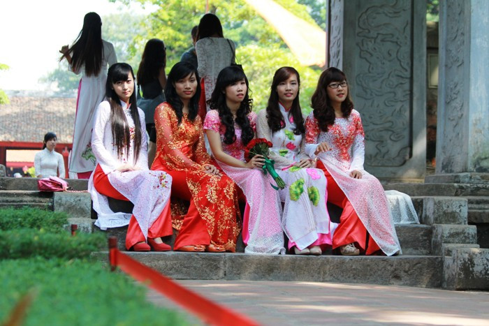 >>Á hậu Đỗ Hoàng Anh diện áo dài cực xinh Ngắm nét thanh tân quyến rũ của Hoa khôi Tố Như >>MIDU KHOE VẺ ĐẸP GỢI CẢM GIỮA SÀI GÒN HOA LỆ >>Những nữ sinh diện áo dài đẹp hơn Hoa hậu Mai Phương Thúy (P33) <<HOTGIRL THANH THỦY ƯỚC MƠ TRỞ THÀNH CÔ GIÁO <<Phát sốt vì cô giáo 9x xinh đẹp trường Ams <<HOTGIRL YẾN KOREA DIỆN ÁO DÀI ĐẸP HƠN HOA HẬU MAI PHƯƠNG THÚY >>Á hậu Đỗ Hoàng Anh diện áo dài cực xinh Ngắm nét thanh tân quyến rũ của Hoa khôi Tố Như >>MIDU KHOE VẺ ĐẸP GỢI CẢM GIỮA SÀI GÒN HOA LỆ >>Những nữ sinh diện áo dài đẹp hơn Hoa hậu Mai Phương Thúy (P33) <<HOTGIRL THANH THỦY ƯỚC MƠ TRỞ THÀNH CÔ GIÁO <<Phát sốt vì cô giáo 9x xinh đẹp trường Ams <<HOTGIRL YẾN KOREA DIỆN ÁO DÀI ĐẸP HƠN HOA HẬU MAI PHƯƠNG THÚY