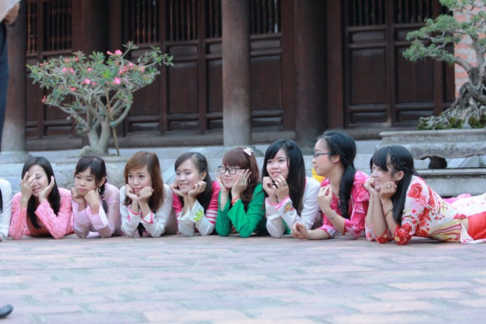 Ngắm nét thanh tân quyến rũ của Hoa khôi Tố Như >>MIDU KHOE VẺ ĐẸP GỢI CẢM GIỮA SÀI GÒN HOA LỆ >>Những nữ sinh diện áo dài đẹp hơn Hoa hậu Mai Phương Thúy (P33) <<HOTGIRL THANH THỦY ƯỚC MƠ TRỞ THÀNH CÔ GIÁO <<Phát sốt vì cô giáo 9x xinh đẹp trường Ams <<HOTGIRL YẾN KOREA DIỆN ÁO DÀI ĐẸP HƠN HOA HẬU MAI PHƯƠNG THÚY Ngắm nét thanh tân quyến rũ của Hoa khôi Tố Như >>MIDU KHOE VẺ ĐẸP GỢI CẢM GIỮA SÀI GÒN HOA LỆ >>Những nữ sinh diện áo dài đẹp hơn Hoa hậu Mai Phương Thúy (P33) <<HOTGIRL THANH THỦY ƯỚC MƠ TRỞ THÀNH CÔ GIÁO <<Phát sốt vì cô giáo 9x xinh đẹp trường Ams <<HOTGIRL YẾN KOREA DIỆN ÁO DÀI ĐẸP HƠN HOA HẬU MAI PHƯƠNG THÚY