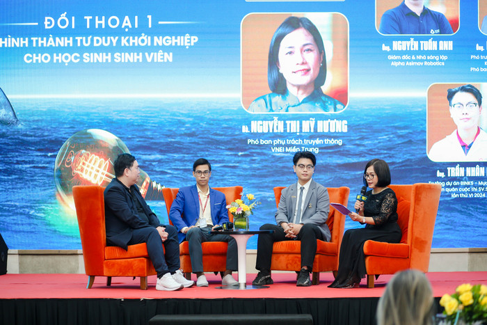Đối thoại “Hình thành tư duy khởi nghiệp cho Học sinh sinh viên”. anh 4.JPG