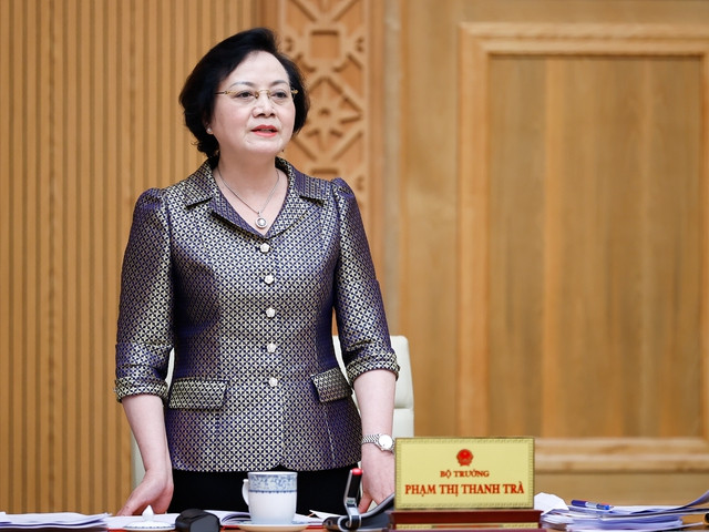 Bộ trưởng Bộ Nội vụ Phạm Thị Thanh Trà phát biểu tại phiên họp. Ảnh: VGP/Nhật Bắc Bo truong Noi vu.jpg