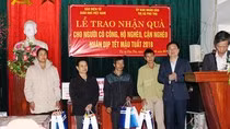 Trao yêu thương, tạo động lực cho học sinh thị xã Phú Thọ đến trường ảnh 2