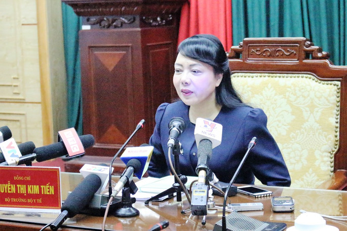 Bộ trưởng Bộ Y tế - bà Nguyễn Thị Kim Tiến phát biểu tại buổi họp báo (Ảnh: Lại Cường) Bộ trưởng Bộ Y tế - bà Nguyễn Thị Kim Tiến phát biểu tại buổi họp báo (Ảnh: Lại Cường)