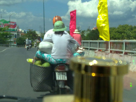 Các kiểu chở hàng cồng kềnh.