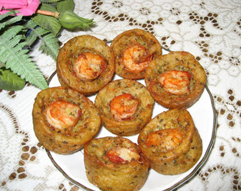 5. Bánh khọt Vũng Tàu được biết đến là thành phố du lịch với các món hải sản tươi ngon. Ngoài ra, món ăn dân dã được nhiều du khách chọn lựa trong cuộc hành trình của mình mỗi khi đến Vũng Tàu là bánh khọt. 5. Bánh khọt Vũng Tàu được biết đến là thành phố du lịch với các món hải sản tươi ngon. Ngoài ra, món ăn dân dã được nhiều du khách chọn lựa trong cuộc hành trình của mình mỗi khi đến Vũng Tàu là bánh khọt.