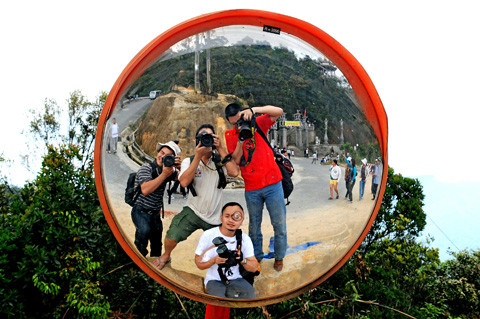 Phút ngẫu hứng của các phóng viên. Ảnh: Internet. Phút ngẫu hứng của các phóng viên. Ảnh: Internet.