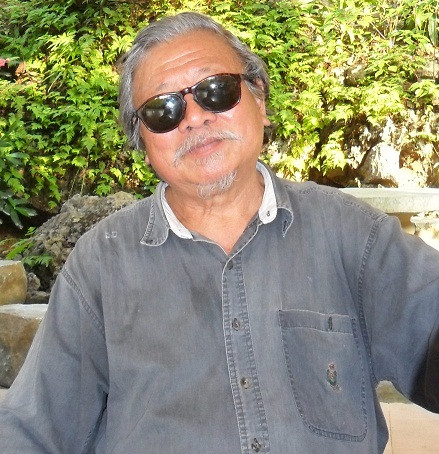 Ông Đức rất tự hào về khu mộ của mình và hi vọng sau này, nó sẽ trở thành một địa chỉ mà nhiều người có thể đến để thưởng lãm phong cảnh và thư giãn. Ông Đức rất tự hào về khu mộ của mình và hi vọng sau này, nó sẽ trở thành một địa chỉ mà nhiều người có thể đến để thưởng lãm phong cảnh và thư giãn.