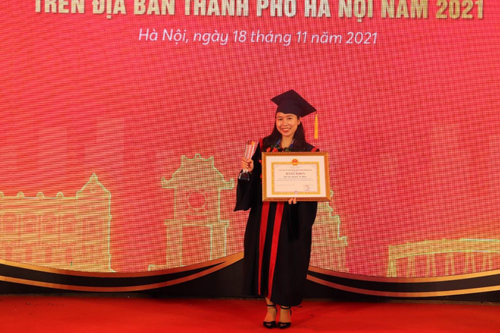 Nguyễn Tú Uyên - Thủ khoa tốt nghiệp của Đại học Ngoại ngữ (Đại học Quốc gia Hà Nội). (Ảnh: Nhân vật cung cấp)