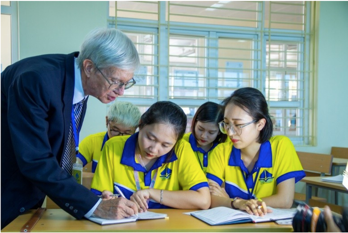 Trường Đại học Hạ Long phấn đấu trở thành trung tâm thu hút, đào tạo, phát triển nguồn nhân lực chất lượng cao của tỉnh và khu vực. Ảnh: website nhà trường Ảnh chụp Màn hình 2024-09-05 lúc 22.36.54.png
