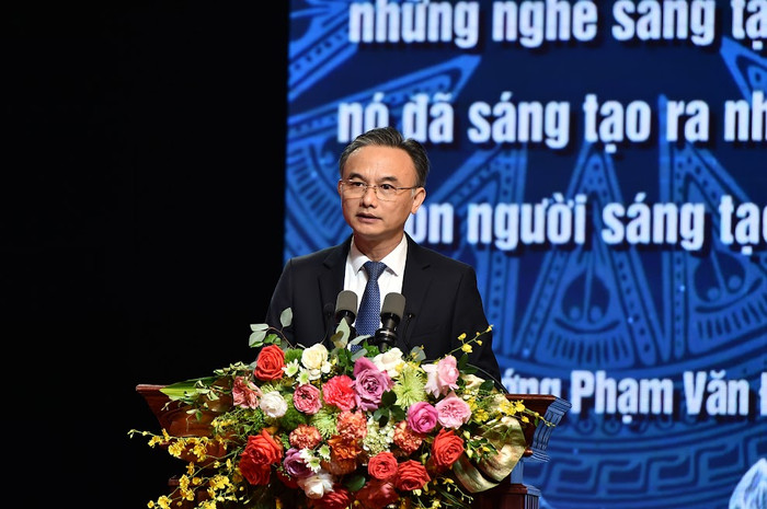 Tiến sĩ Nguyễn Viết Lộc - Vụ trưởng Vụ Tổ chức cán bộ (Bộ Giáo dục và Đào tạo). Ảnh: Trần Hiệp NTH_6592.jpeg
