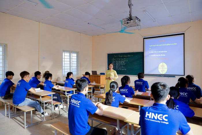 Giờ học tại trường Cao đẳng Cộng đồng Hà Nội. Ảnh: Nhà trường cung cấp
