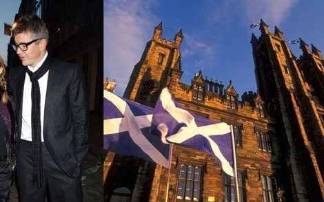 4. Đại học Edinburg: Đây là ngôi trường mà 3,5% triệu phú ở Anh từng theo học, trong đó có nhà môi giới nghệ thuật Jay Jopling – người từng học chuyên ngành Lịch sử nghệ thuật tại đây. Nhà môi giới này sở hữu khối tài sản ước 100 triệu bảng 4. Đại học Edinburg: Đây là ngôi trường mà 3,5% triệu phú ở Anh từng theo học, trong đó có nhà môi giới nghệ thuật Jay Jopling – người từng học chuyên ngành Lịch sử nghệ thuật tại đây. Nhà môi giới này sở hữu khối tài sản ước 100 triệu bảng