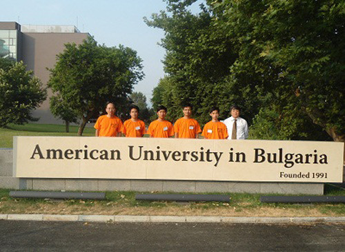 Đoàn Việt Nam tham dự cuộc thi IMC 2012.