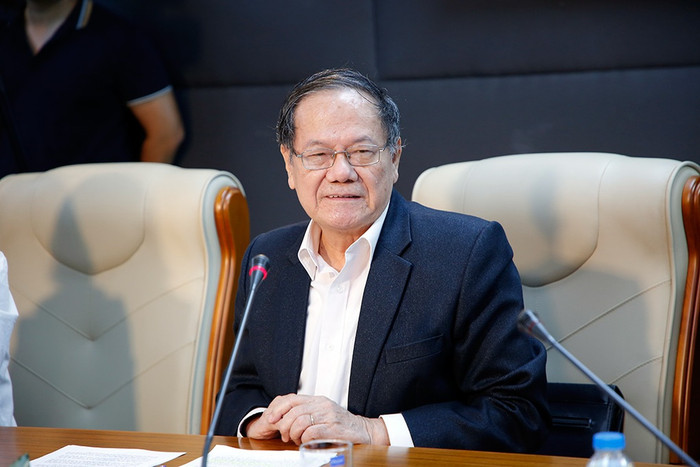 Giáo sư, Tiến sĩ khoa học Đặng Ứng Vận - Phó Chủ tịch Hội đồng Cố vấn, Hiệp hội Các trường đại học, cao đẳng Việt Nam, nguyên Phó Chủ tịch Hội đồng Khoa học Văn phòng Chính phủ. Ảnh: VGP/Nhật Nam Giáo sư, Tiến sĩ khoa học Đặng Ứng Vận - Phó Chủ tịch Hội đồng Cố vấn, Hiệp hội Các trường đại học, cao đẳng Việt Nam, nguyên Phó Chủ tịch Hội đồng Khoa học Văn phòng Chính phủ. Ảnh: VGP/Nhật Nam