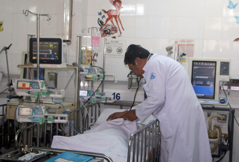 Bệnh nhân T.T.U đang được điều trị tại Bệnh viện Nhi Đồng 1. (Ảnh: Đ.Q) Bệnh nhân T.T.U đang được điều trị tại Bệnh viện Nhi Đồng 1. (Ảnh: Đ.Q)