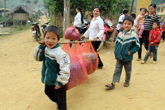 Phỉ báng lịch sử - không đơn giản là sự ít học ảnh 4 Phỉ báng lịch sử - không đơn giản là sự ít học ảnh 4