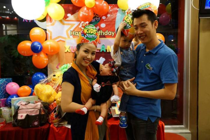 Nữ diễn viên này mới hạ sinh cô con gái có tên Linh Đan Nữ diễn viên này mới hạ sinh cô con gái có tên Linh Đan