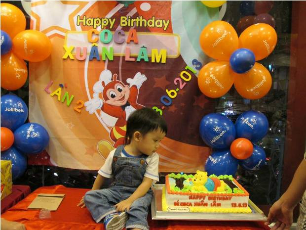 Cậu con trai của nữ diễn viên đã tròn 2 tuổi Cậu con trai của nữ diễn viên đã tròn 2 tuổi